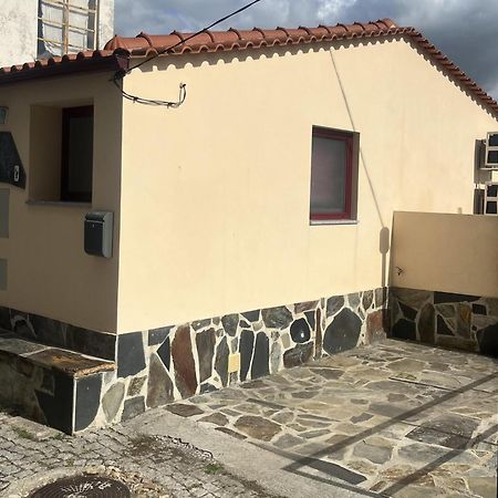 Villa A Pequena Casa in Coja in countryside Portugal Exterior foto